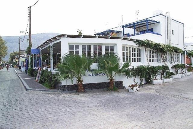 Villa Gambas Beach Studios Kamari  Exterior photo